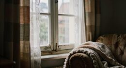 unsealed gaps poor insulation