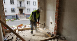 Holstenstraße: Abriss Von Wohnhaus Begonnen – Mieter Verlieren Alle Habseligkeiten - WELT