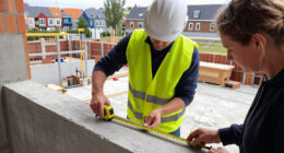 Woningcorporaties: We Kunnen 20.000 Nieuwe Huizen Bouwen In Amsterdam Als Winstbelasting Voor Ons Wordt Afgeschaft - Het Parool
